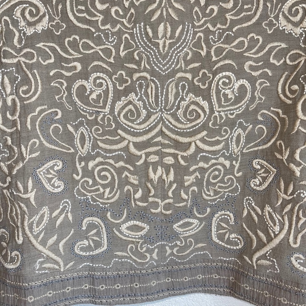 Zara Embroidered bomber style jacket. GUC size medium - Picture 5 of 6